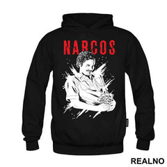 Pablo Escobar Holding Money Bulls - Narcos