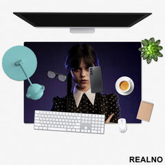 Staring - Wednesday - Sreda - Podmetač za sto