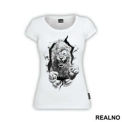 Lion Breaking Through - Životinje