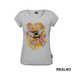 Bee On A Hive With Flowers - Životinje