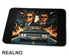 Baby, Dean, Sam And Fire - Supernatural - Podloga za miš