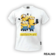 But First Let Me Take A Selfie - Minions - Majica