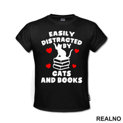 Easily Distracted By Cats And - Books - Čitanje - Knjige - Majica