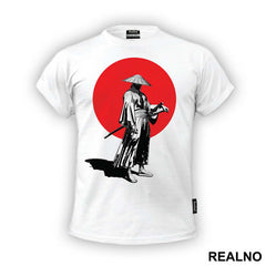 Standing With His Hand On The Sword - Samurai - Majica