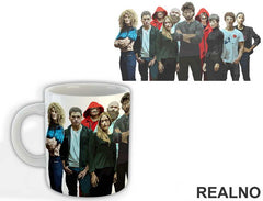 Group Standing - La Casa de Papel - Money Heist - Šolja