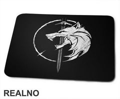 Wolf Head And Geralts Sword - The Witcher - Podloga za miš