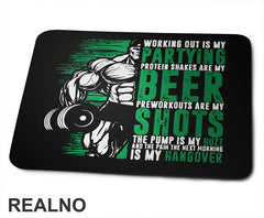 Working Out Is My Partying - Trening - Podloga za miš
