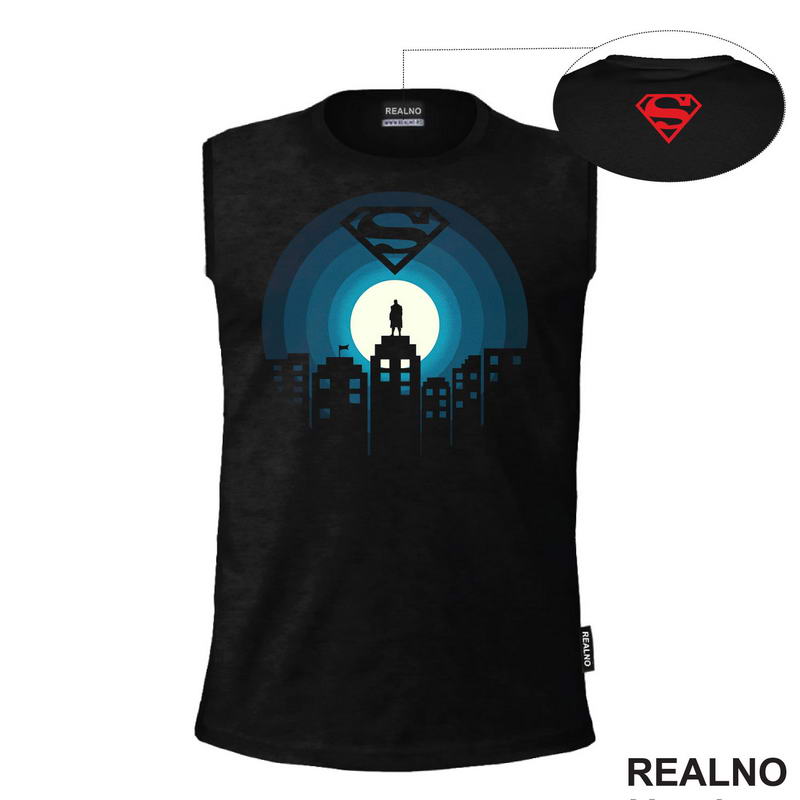 Silhouette Man In A Dark City At The Full Moon - Superman - Majica