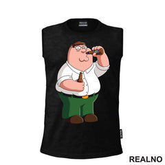 Pete Drinks - Family Guy - Majica