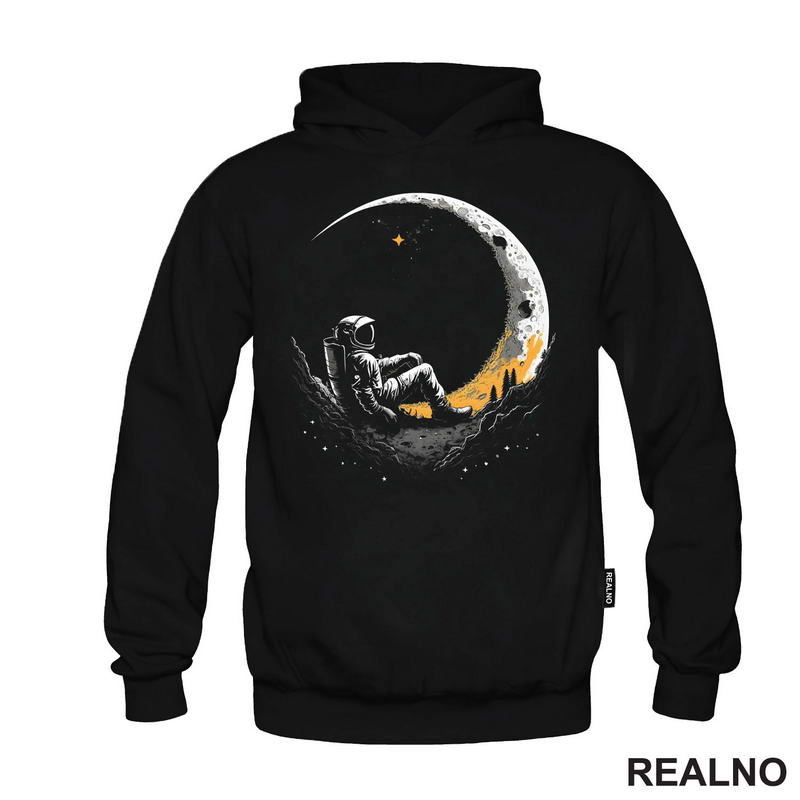 Astronaut Sedi Na Žutom Mesecu - Space - Svemir - Majica