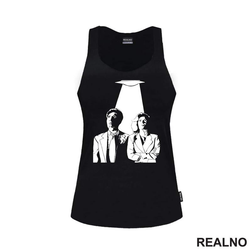 Mulder And Scully Illuminated - The X Files