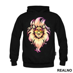 Lion Wearing Reflective Glasses - Životinje