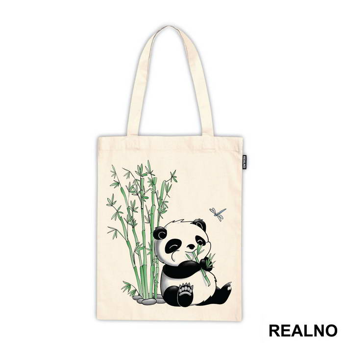Little Panda Eating Bamboo - Životinje