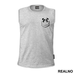 Small Panda In The Pocket - Životinje
