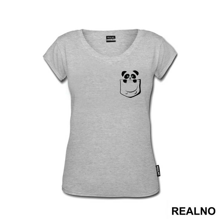 Small Panda In The Pocket - Životinje
