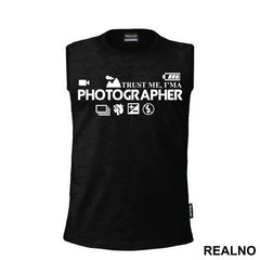 Trist Me I'm A Photographer - Photography