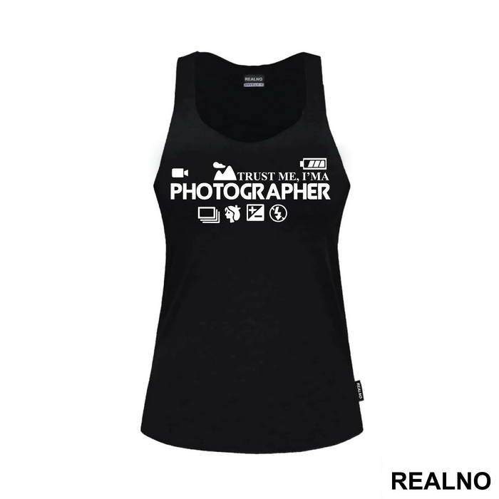 Trist Me I'm A Photographer - Photography