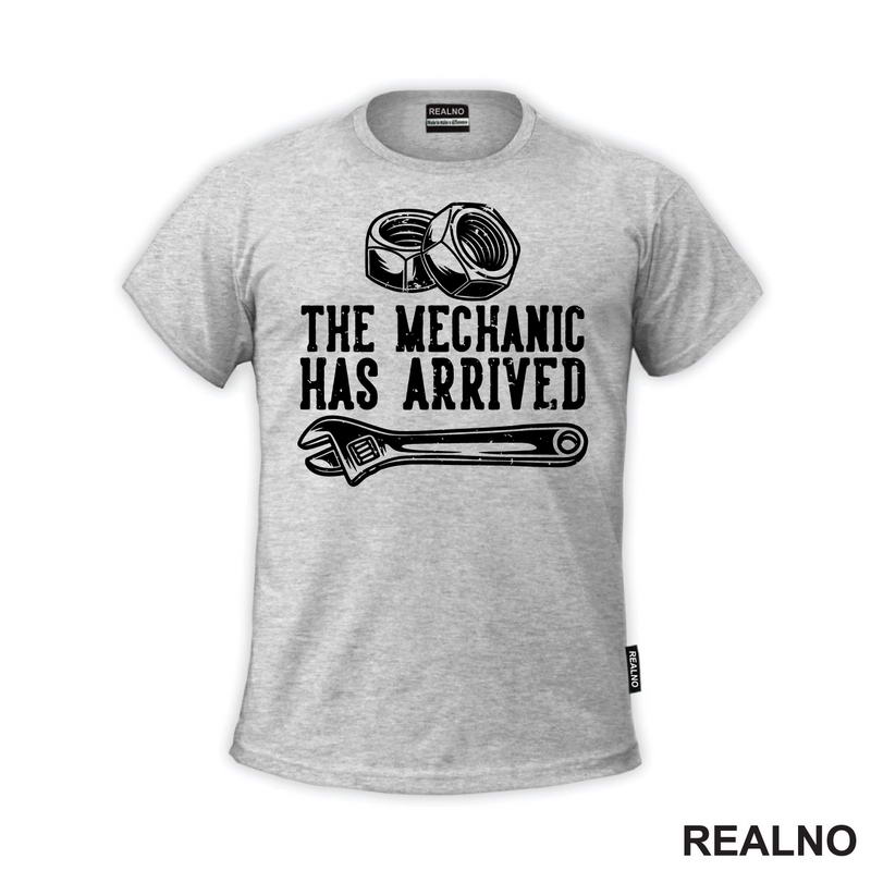 The Mechanic Has Arrived - Radionica - Majstor