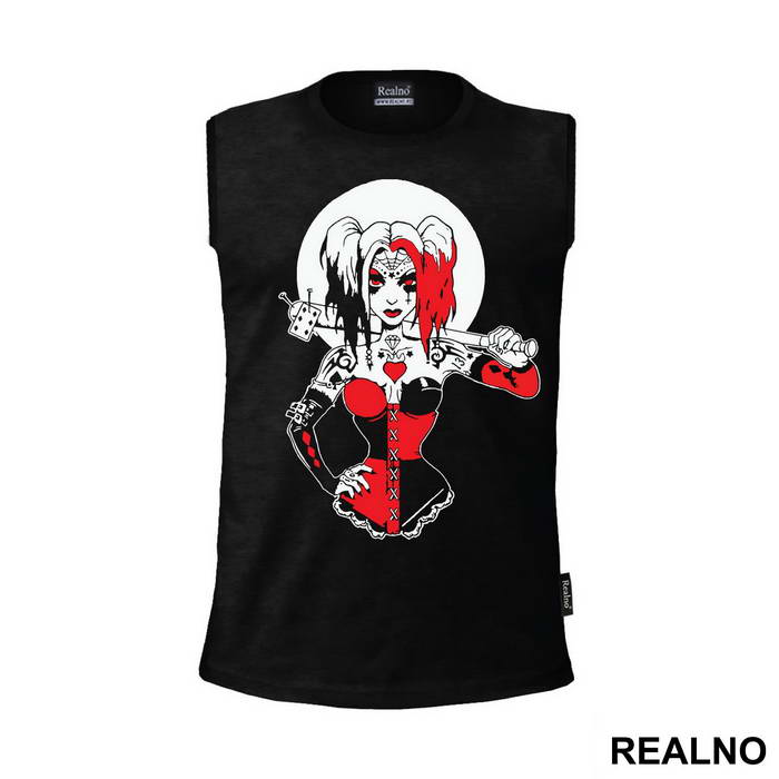 Standing Infront Of The Moon - Harley Quinn - Majica