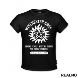 Winchesters Bros. Fighting Evil Since 1983 - Supernatural - Majica Winchesters Bros. Fighting Evil Since 1983 - Supernatural - Majica