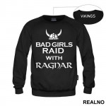 Bad Girls Raid With Ragnar - Vikings - Duks