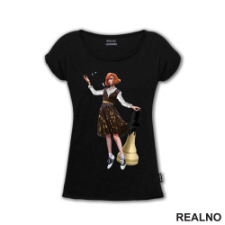 Pills, Chess Piece And Elizabeth - Queen's Gambit - Majica