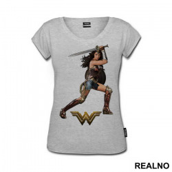 Diana And Logo - Wonder Woman - Majica