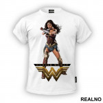 Gal Gadot And Gold Logo - Wonder Woman - Majica