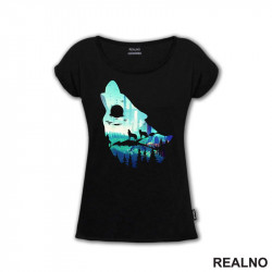 Silhuette Of A Wolf Howling At The Moon In The Forest - Vuk - Životinje - Majica