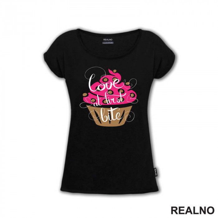 Love At First Bite - Cupcake - Hrana - Food - Majica Love At First Bite - Cupcake - Hrana - Food - Majica