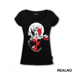 Standing Infront Of The Moon - Harley Quinn - Majica