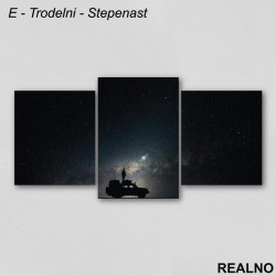 Kamper gleda u zveze i nebo - Slika na platnu - Kanvas